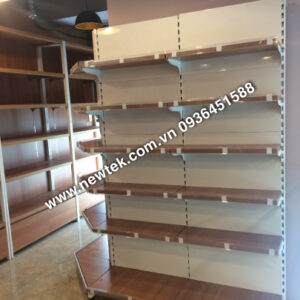 Kệ Siêu Thị Đơn – Lưng Gỗ